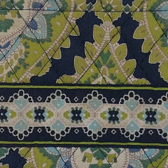 Vera Bradley Retired 2007-2008 Quilted Cambridge Design Single Pouch Coin Wallet - Picture 2 of 10